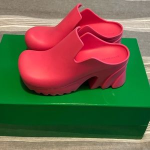 Bottega Venetta Pink Rubber Mules